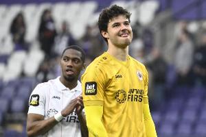 彩经网-名宿:拉门斯需要展现出勇气,做禁区的主人,他们的领地不容侵犯