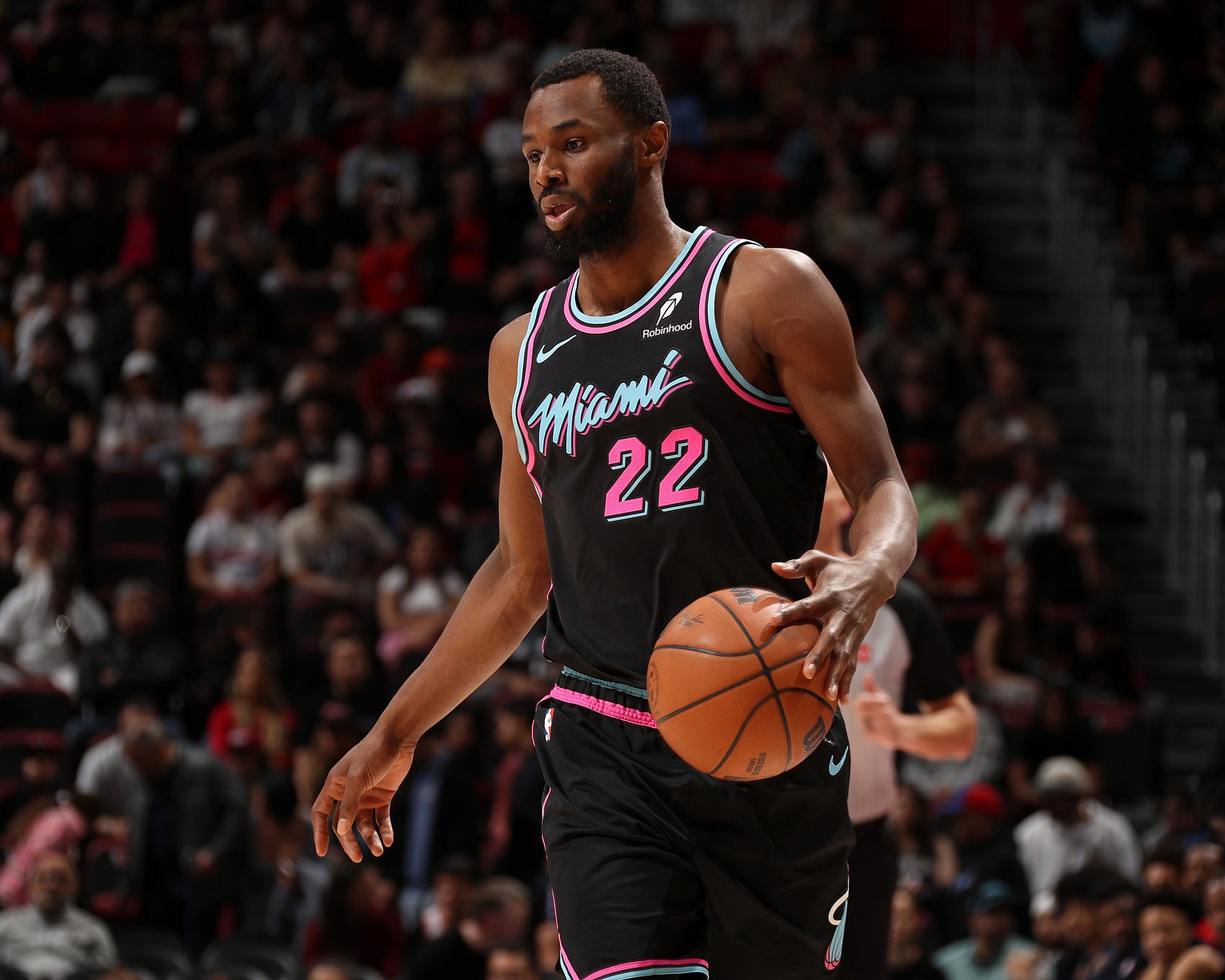 彩经网-维金斯:我们具备应对困境的能力 专注投入继续团结作战